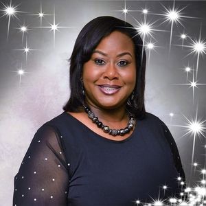 Meet your Posher, Annette